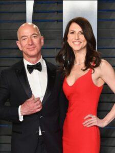 mackenzie scott files divorce