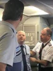 American Flight Passenger 'WEDGED' between 'Fat people on the flight